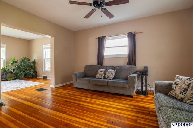 2916 Vine Street, Lincoln, NE 68503