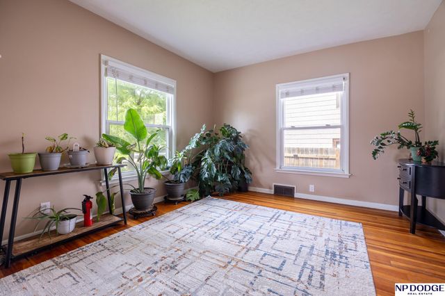 2916 Vine Street, Lincoln, NE 68503