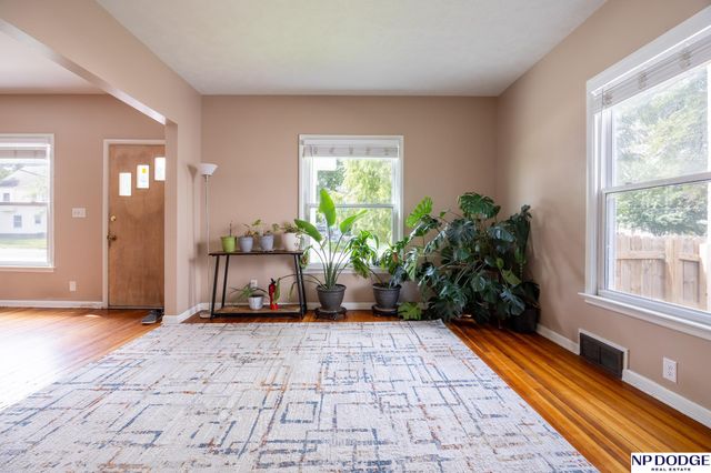 2916 Vine Street, Lincoln, NE 68503