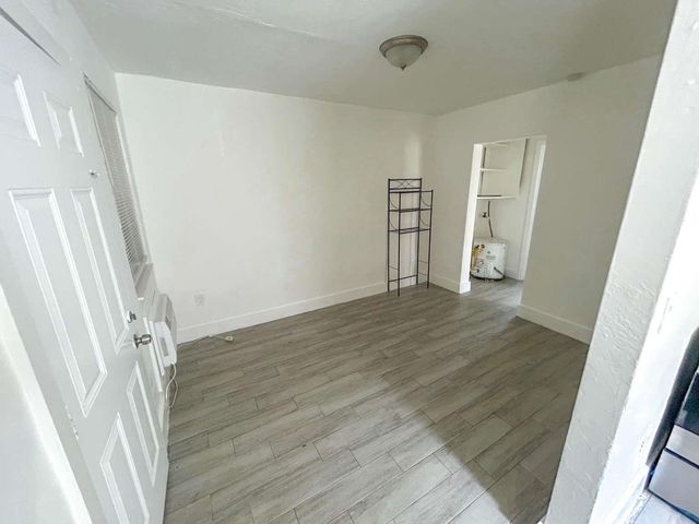 1261 NW 59th Street, Miami, FL 33142