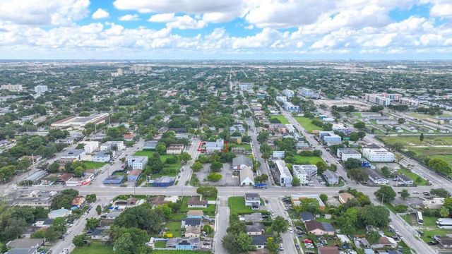 1261 NW 59th Street, Miami, FL 33142