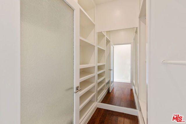 2013 Cyprean Drive, Los Angeles, CA 90046