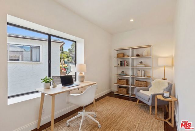 2013 Cyprean Drive, Los Angeles, CA 90046