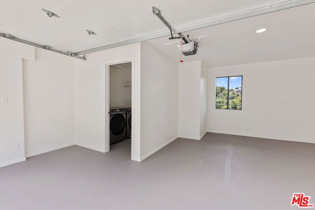 2013 Cyprean Drive, Los Angeles, CA 90046