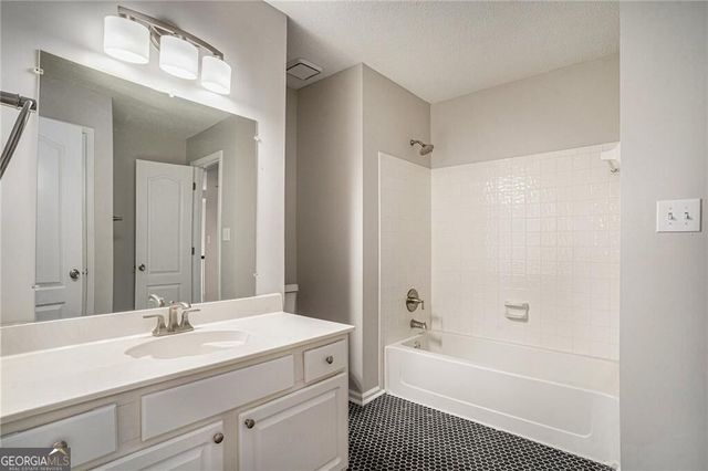 322 Fernhill Court, Jonesboro, GA 30236