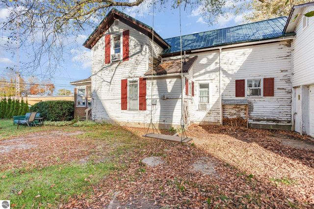 224 E Newark Street, Ithaca, MI 48847