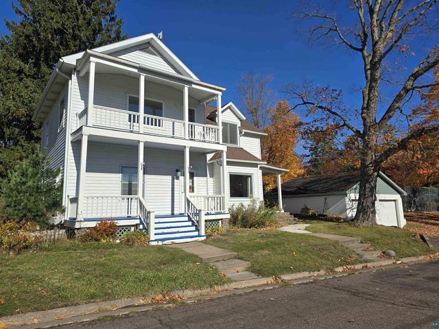 321 Rice Ave, Bayfield, WI 54814