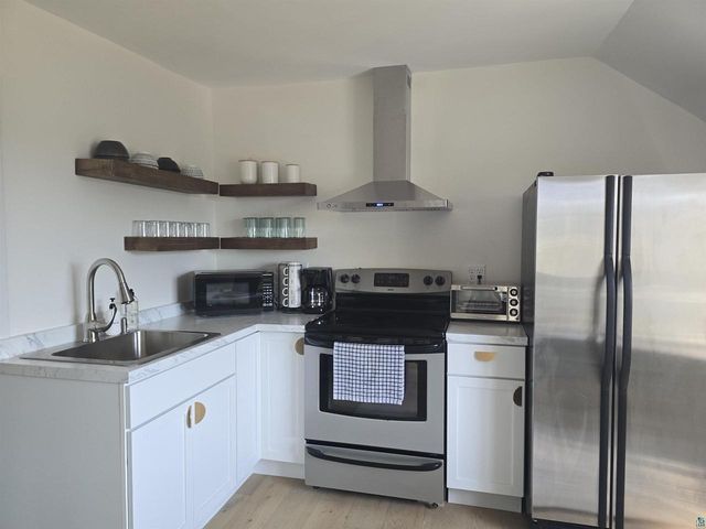 321 Rice Ave, Bayfield, WI 54814