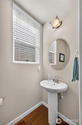 17512 93rd Avenue Ct E, Puyallup, WA 98375