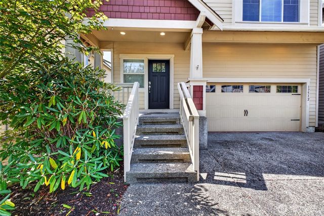 17512 93rd Avenue Ct E, Puyallup, WA 98375