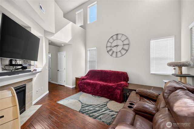 17512 93rd Avenue Ct E, Puyallup, WA 98375