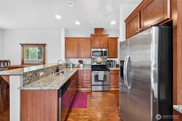 17512 93rd Avenue Ct E, Puyallup, WA 98375