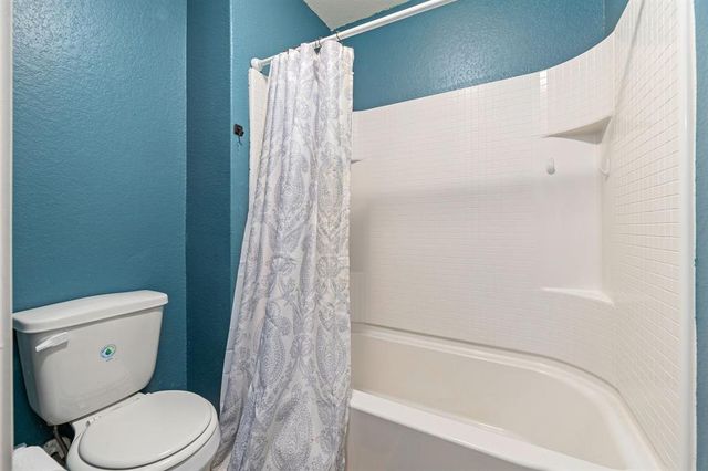 1331 Diamond Drape Drive, Rosharon, TX 77583