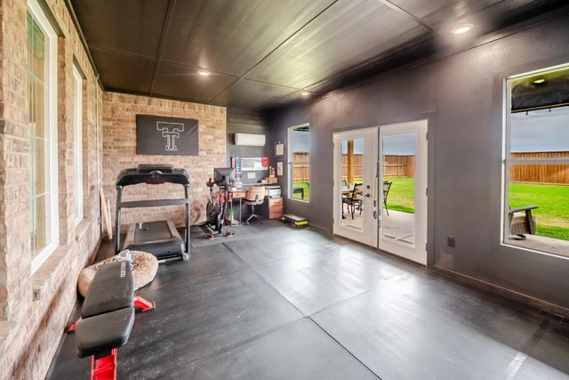 5925 140th Street, Lubbock, TX 79424