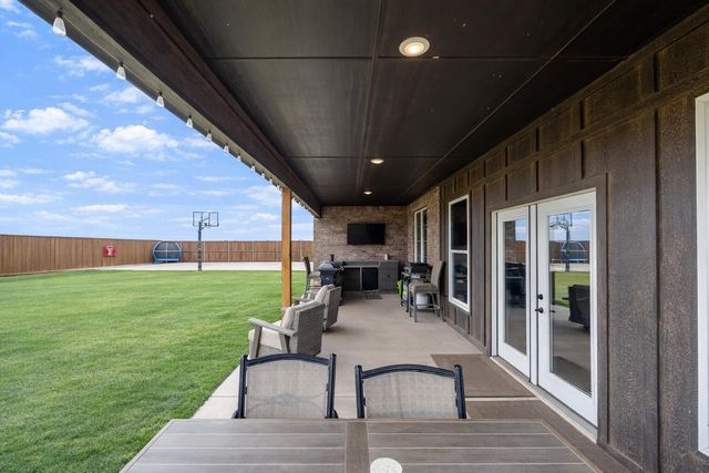 5925 140th Street, Lubbock, TX 79424