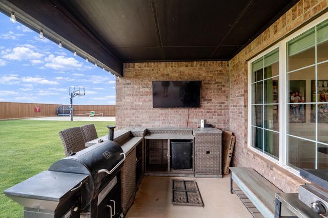 5925 140th Street, Lubbock, TX 79424