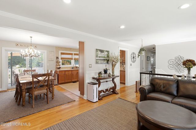 55 Cherry Tree Farm Road, Middletown, NJ 07748