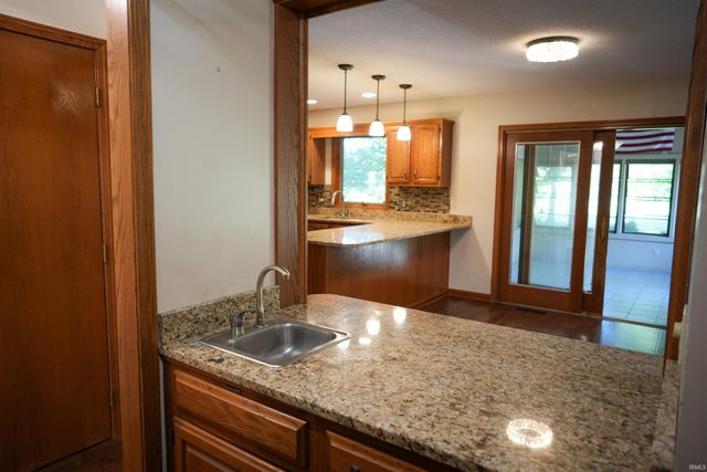 2436 WINDSONG Court, Fort Wayne, IN 46804