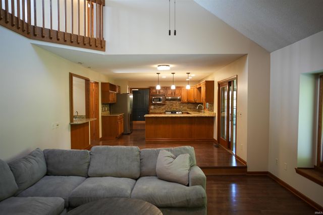 2436 WINDSONG Court, Fort Wayne, IN 46804