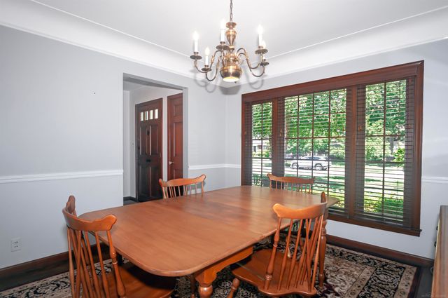 1723 Hawthorne Road, Grosse Pointe Woods, MI 48236