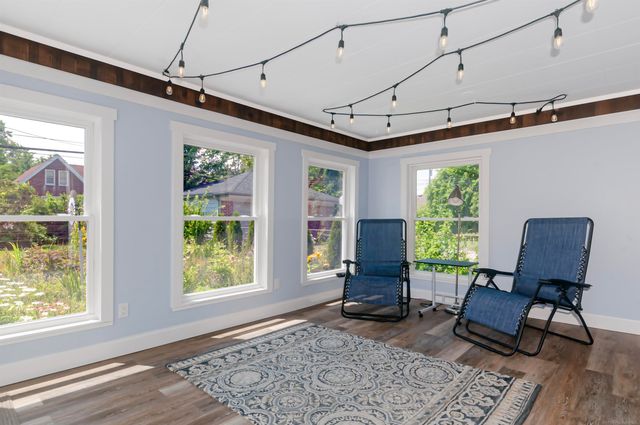 1723 Hawthorne Road, Grosse Pointe Woods, MI 48236