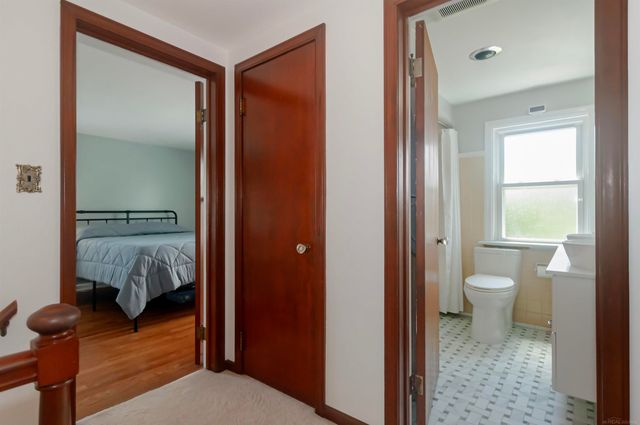 1723 Hawthorne Road, Grosse Pointe Woods, MI 48236