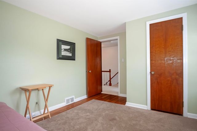 1723 Hawthorne Road, Grosse Pointe Woods, MI 48236