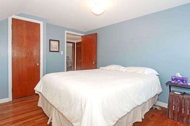 1723 Hawthorne Road, Grosse Pointe Woods, MI 48236