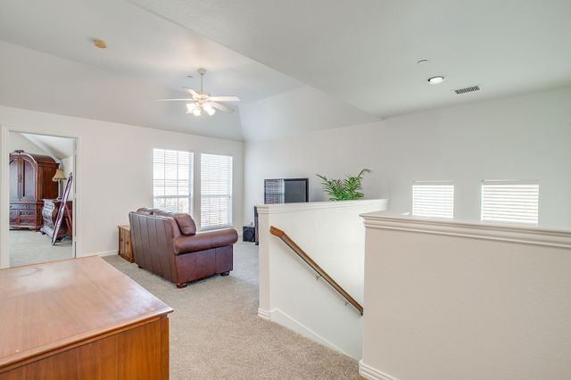 8216 Dogwood Lane, Irving, TX 75063