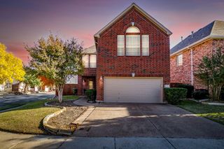 8216 Dogwood Lane, Irving, TX 75063