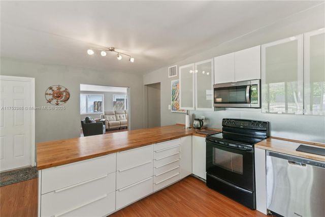 12955 NE 11th Ave, North Miami, FL 33161