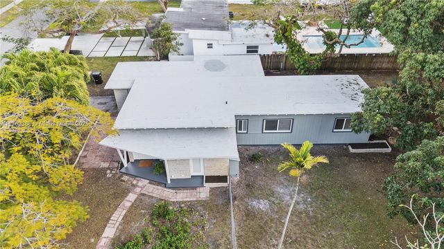 12955 NE 11th Ave, North Miami, FL 33161