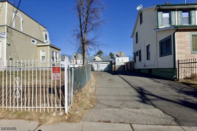 14 Fuller Pl, Irvington Twp., NJ 07111