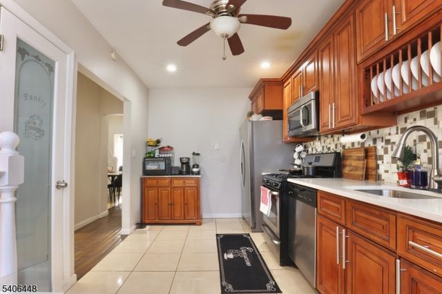 14 Fuller Pl, Irvington Twp., NJ 07111