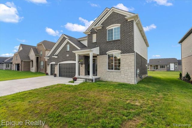 24603 Callaway Drive, Macomb, MI 48042