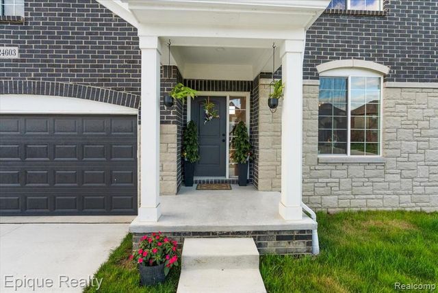 24603 Callaway Drive, Macomb, MI 48042