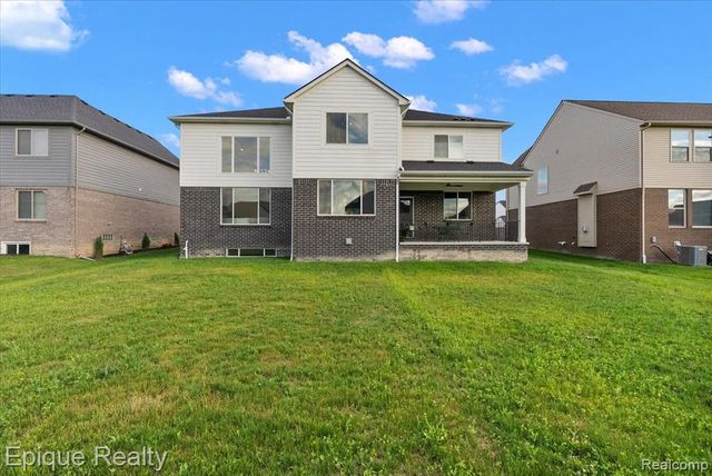 24603 Callaway Drive, Macomb, MI 48042
