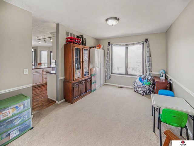 3800 W Springview Road, Lincoln, NE 68522