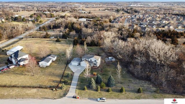 3800 W Springview Road, Lincoln, NE 68522