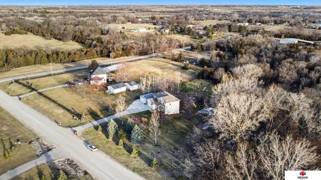 3800 W Springview Road, Lincoln, NE 68522