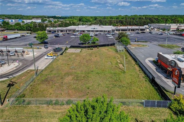 804 S Van Buren Road, Eden, NC 27288