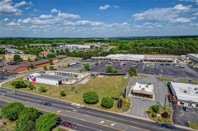 804 S Van Buren Road, Eden, NC 27288