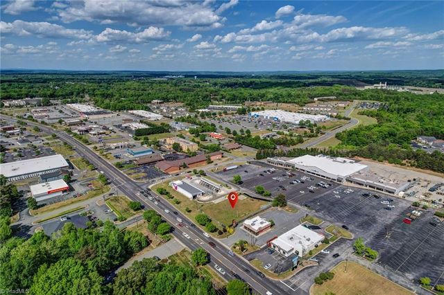 804 S Van Buren Road, Eden, NC 27288