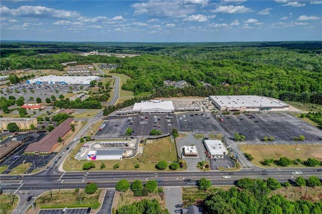 804 S Van Buren Road, Eden, NC 27288