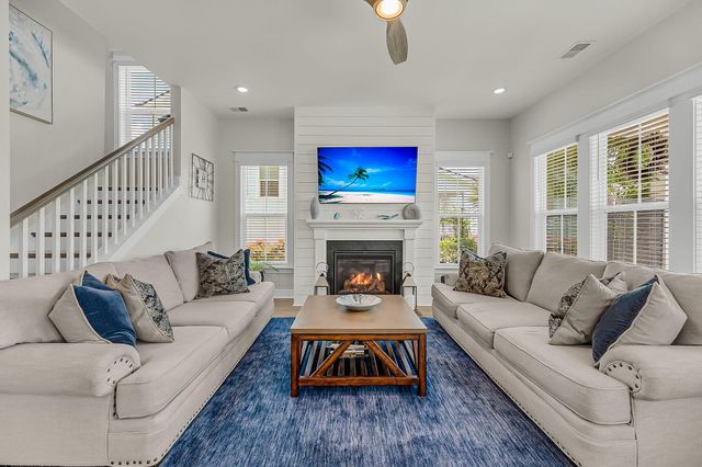 1831 Agate Bay Drive, Mount Pleasant, SC 29466