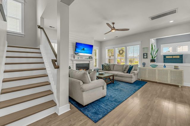 1831 Agate Bay Drive, Mount Pleasant, SC 29466