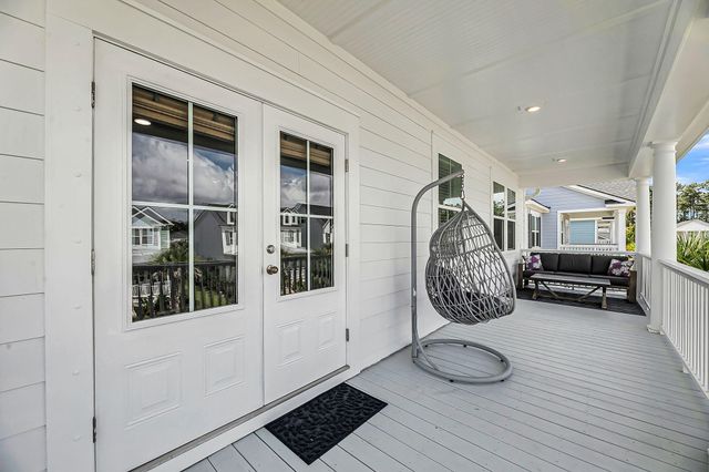 1831 Agate Bay Drive, Mount Pleasant, SC 29466