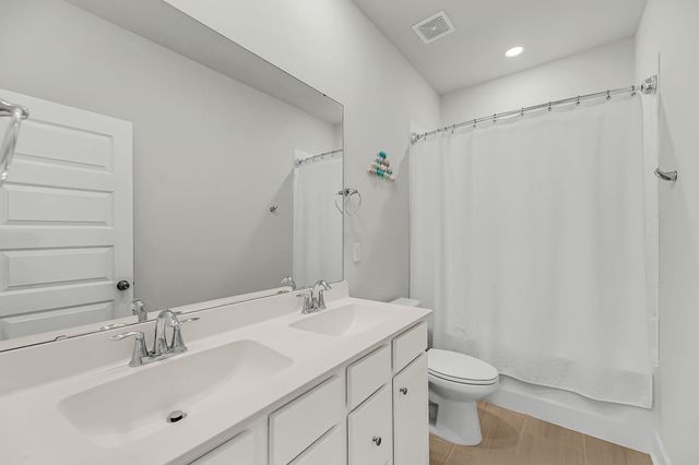 1831 Agate Bay Drive, Mount Pleasant, SC 29466