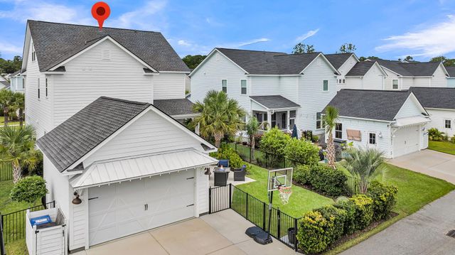 1831 Agate Bay Drive, Mount Pleasant, SC 29466