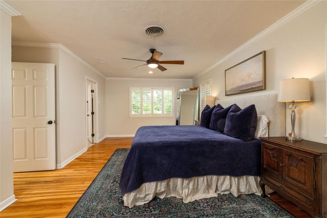 211 Crest Ridge Circle, Lakeside, TX 76108